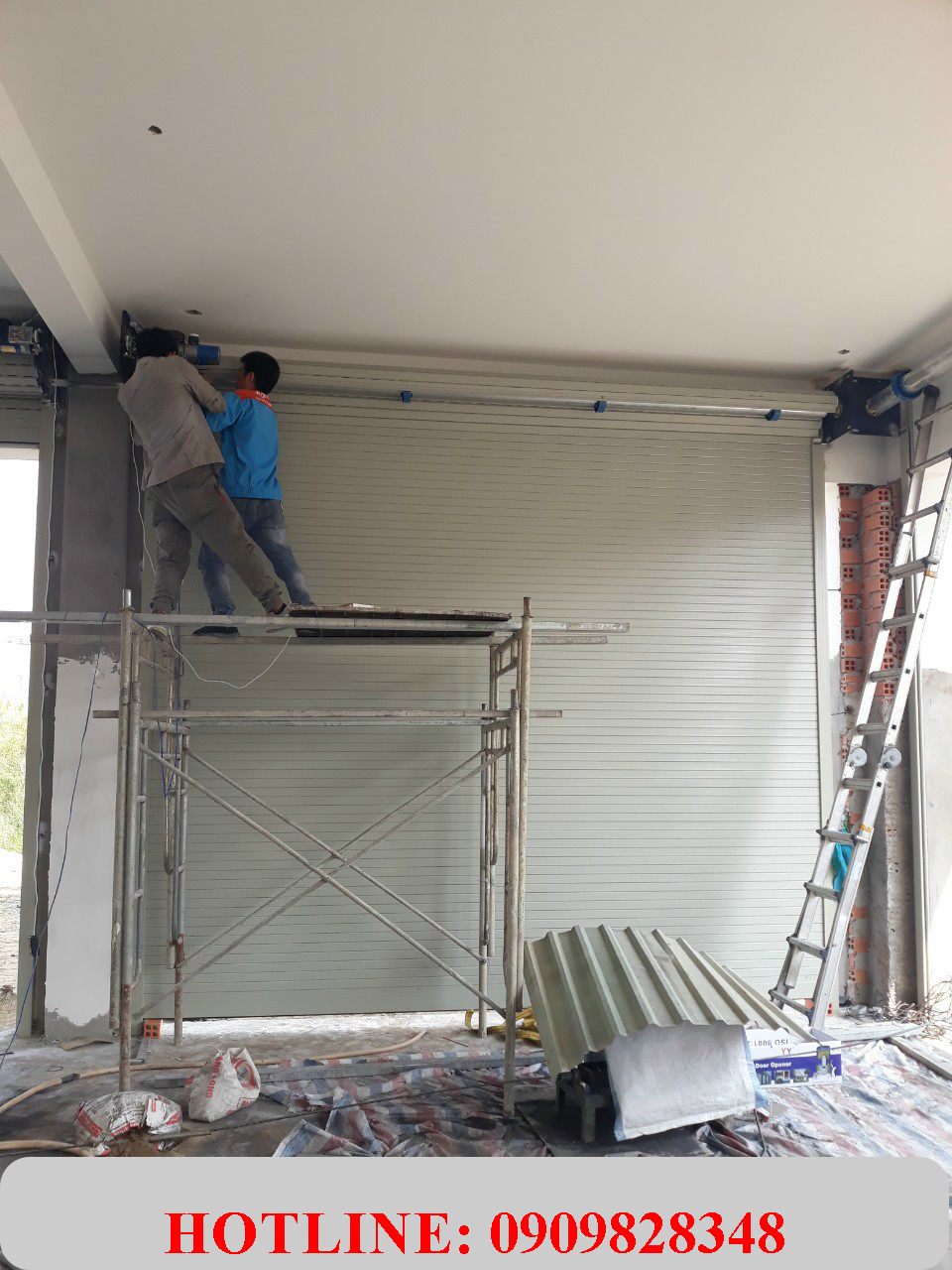 Liên hệ dịch vụ cửa cuốn quận 9 ở đâu chuyên nghiệp, tận tâm, giá hợp lý?
